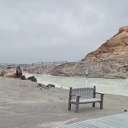 بيت ضيافة Vulkanohome