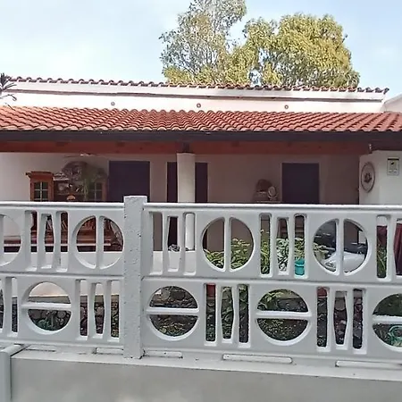 בית הארחה Vulkanohome *