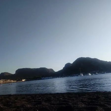 Pensión Vulkanohome Vulcano (Isola)