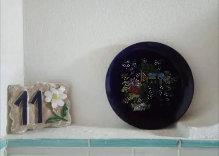 Vulkanohome Pensión Vulcano (Isola)