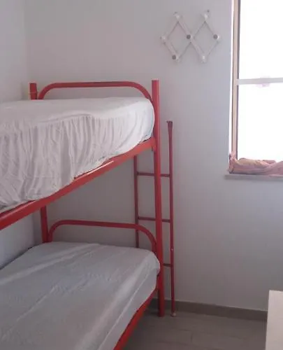 Pensión Vulkanohome Vulcano (Isola)